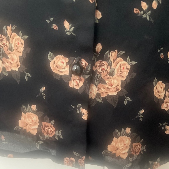 Vintage M.J. Carroll Black with Pink Rose print - Picture 3 of 7